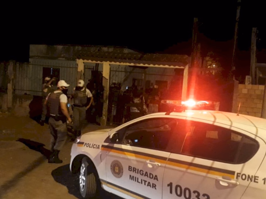 Fiscalização conjunta fecha três festas clandestinas