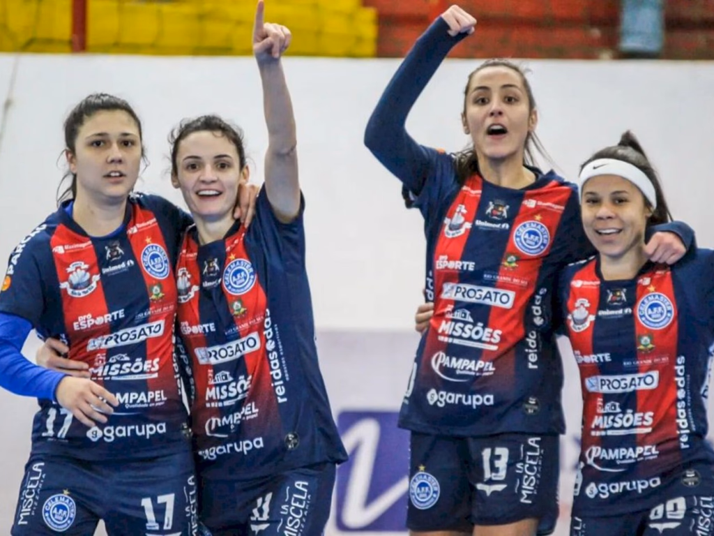 Celemaster goleia e está nas quartas de final da Copa do Brasil