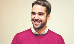 Bolsonaro veta indenização profissionais de saúde vitimados pela Covid-19