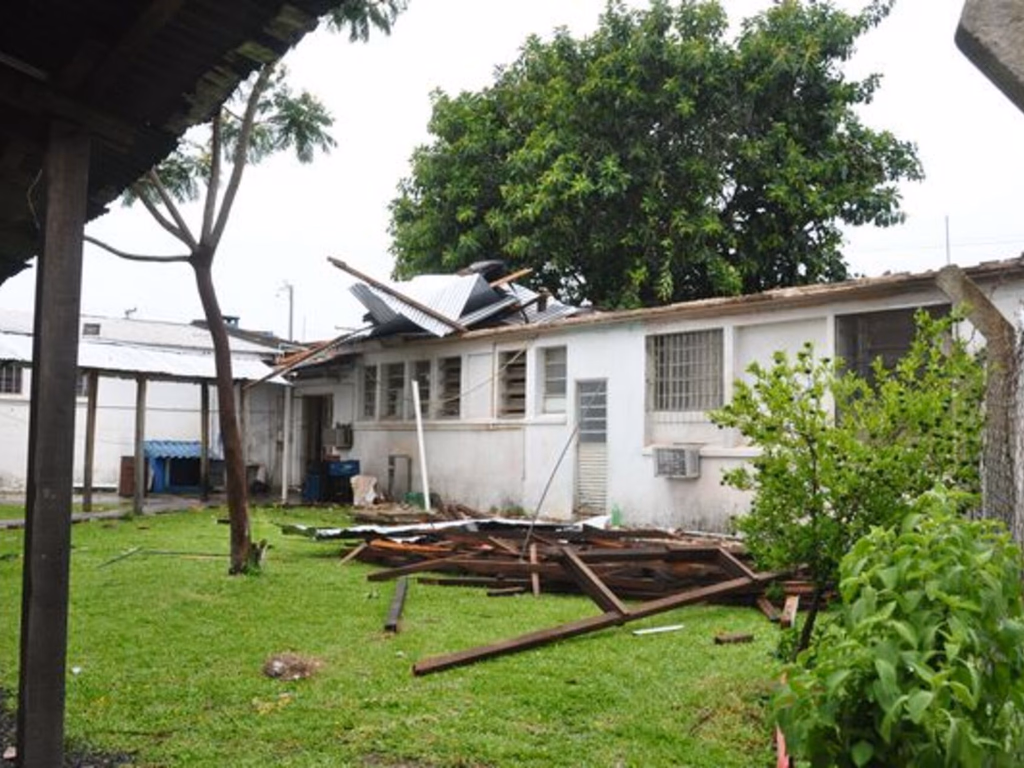 Instituto Penal interditado e presos removidos