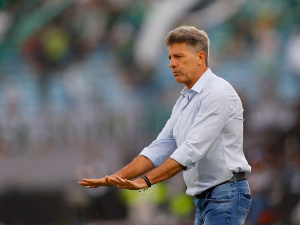 Flamengo anuncia saída de Renato Gaúcho