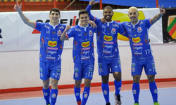 Goleada da Uruguaianense impõe boa fase ao tempo de Andrezinho