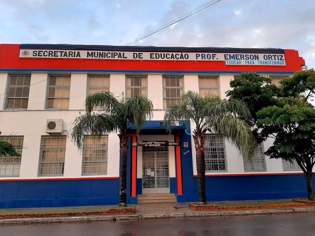 Semed recebe novos professores aprovados em concurso