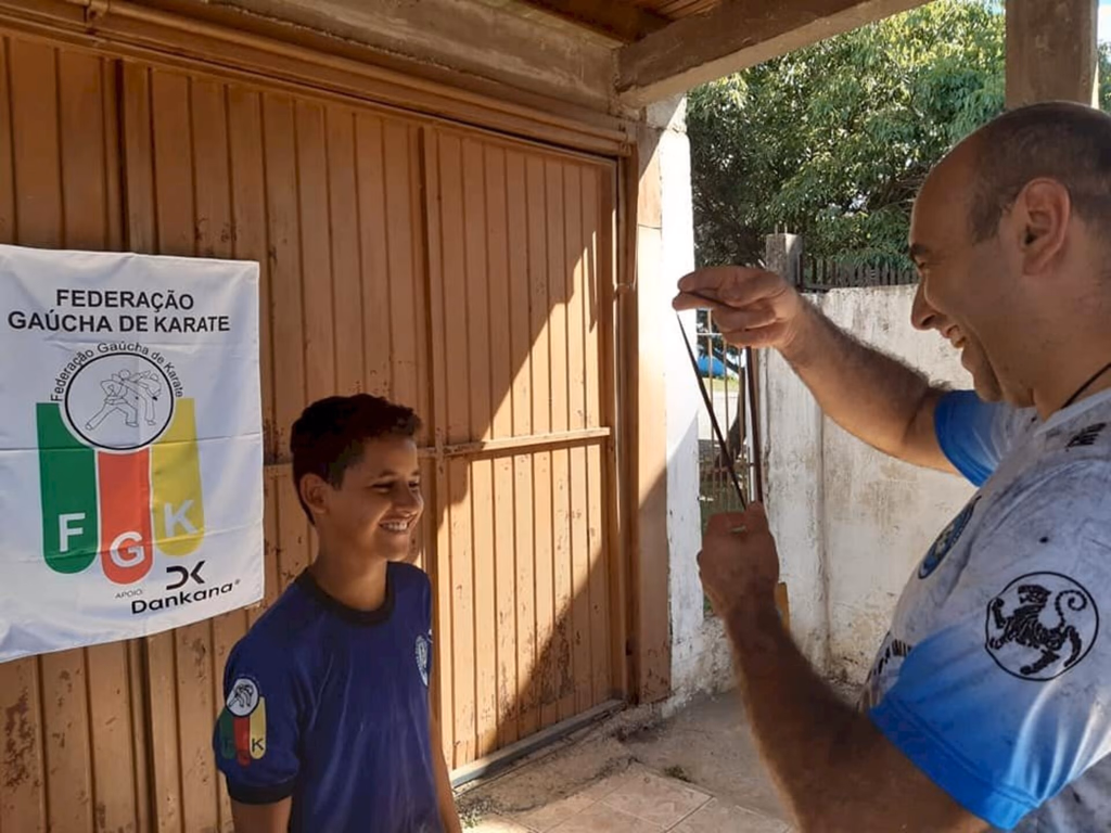 Associação de Karatê realiza torneio virtual de artes marciais
