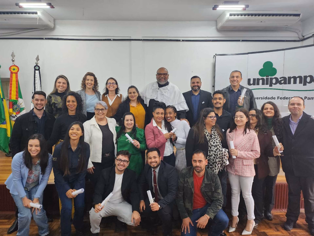Unipampa forma 81 novos profissionais
