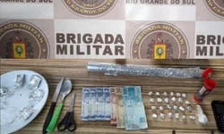 Dupla é presa por tráfico de drogas