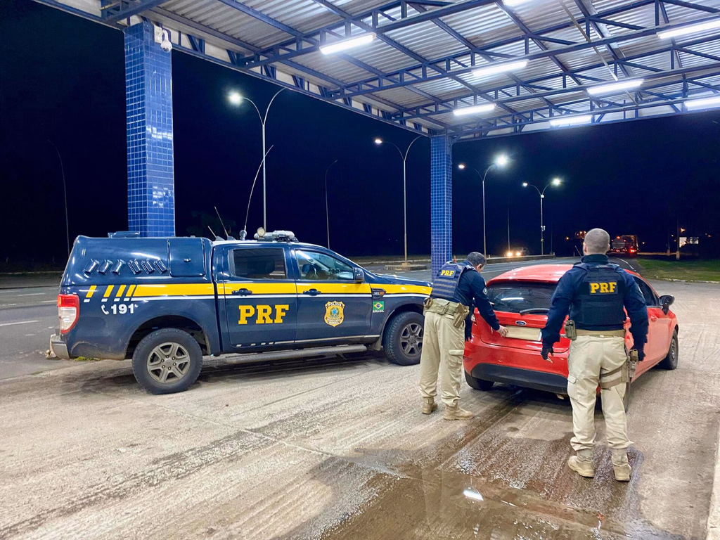 Uruguaianense é detido pela PRF com carro roubado