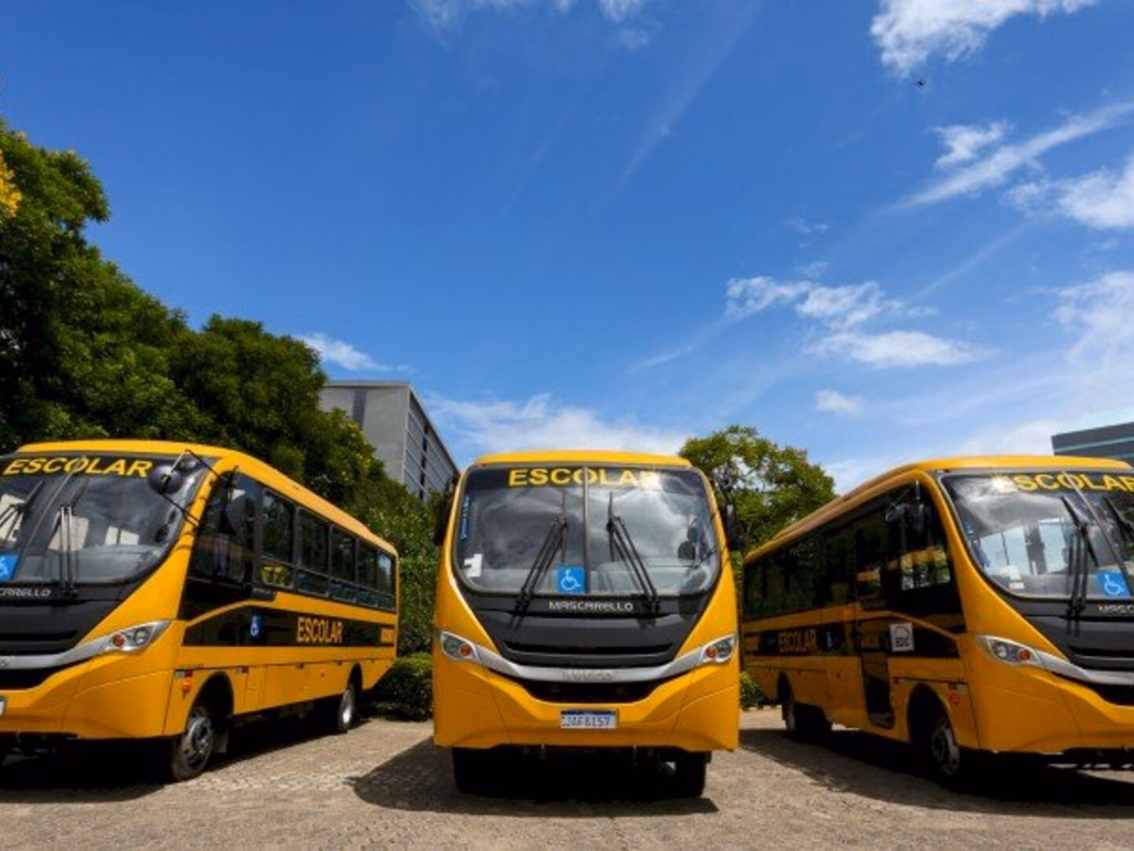 Região da 10ª CRE receberá três ônibus escolares