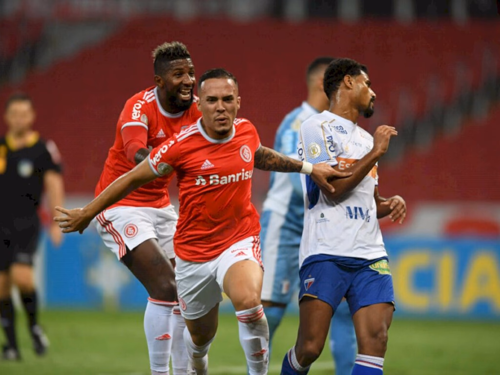Inter vence a sexta seguida e fica a um ponto do topo do Brasileirão