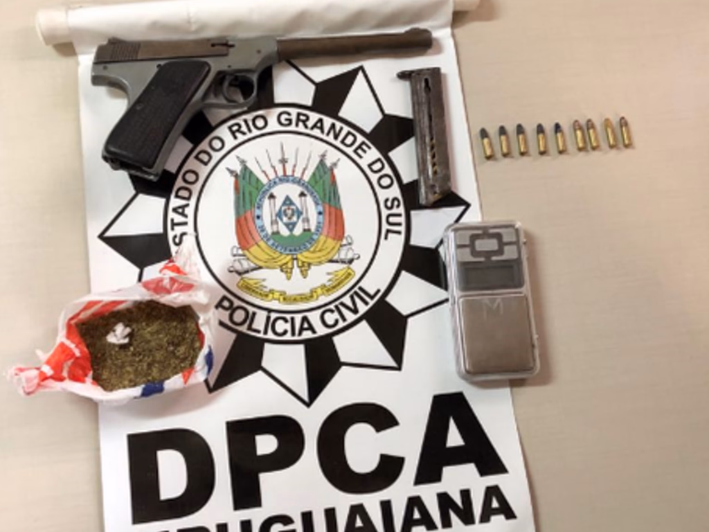 DPCA apreende arma, drogas e munições
