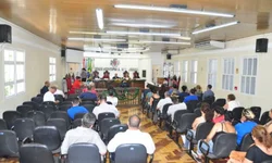 Decretos para reduzir custos serão as primeiras medidas de Leite