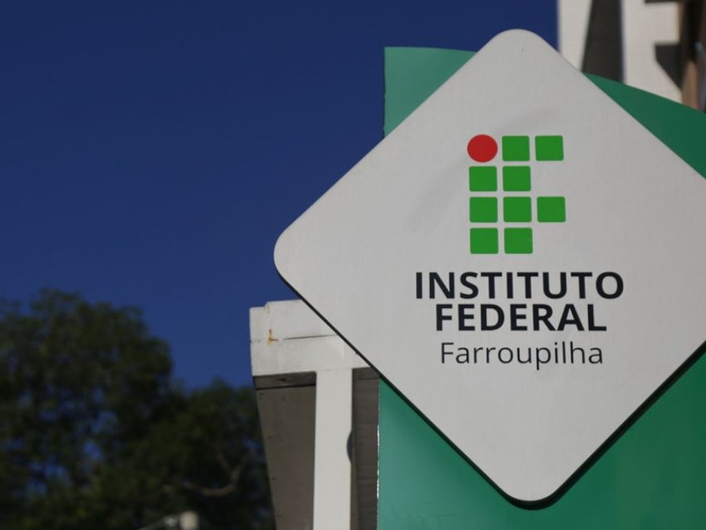 Divulgada lista preliminar de inscritos na deleção seleção de graduação do IFFar 