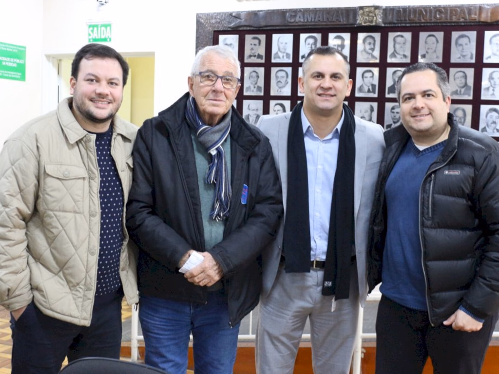 Balaka Bermudez toma posse como vereador