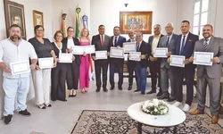 Delgado convocará extraordinária para esta quarta-feira