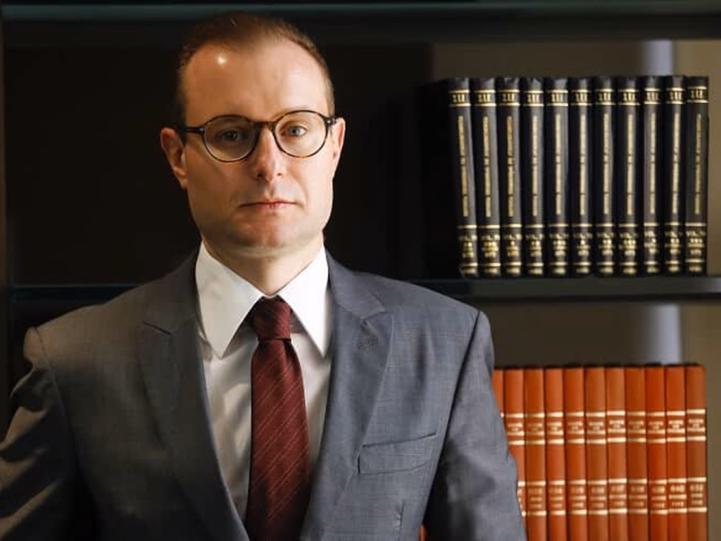 Zanin recebe parecer favorável na CCJ