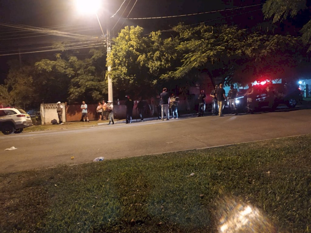 Bloco de carnaval reuniu 200 pessoas em festa clandestina