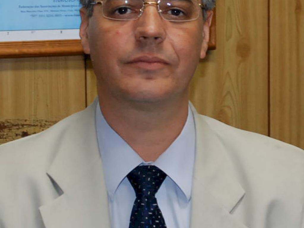 Dr. Roque Bermúdez