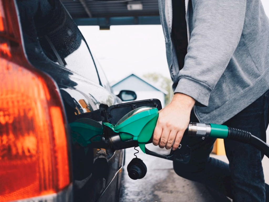 Petrobras anuncia novo reajuste no valor do combustível