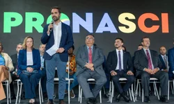 União lança o Pronasci II no RS e entrega novas viaturas
