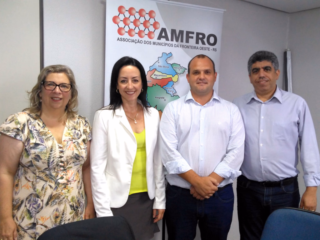 Nova diretora da Amfro toma posse