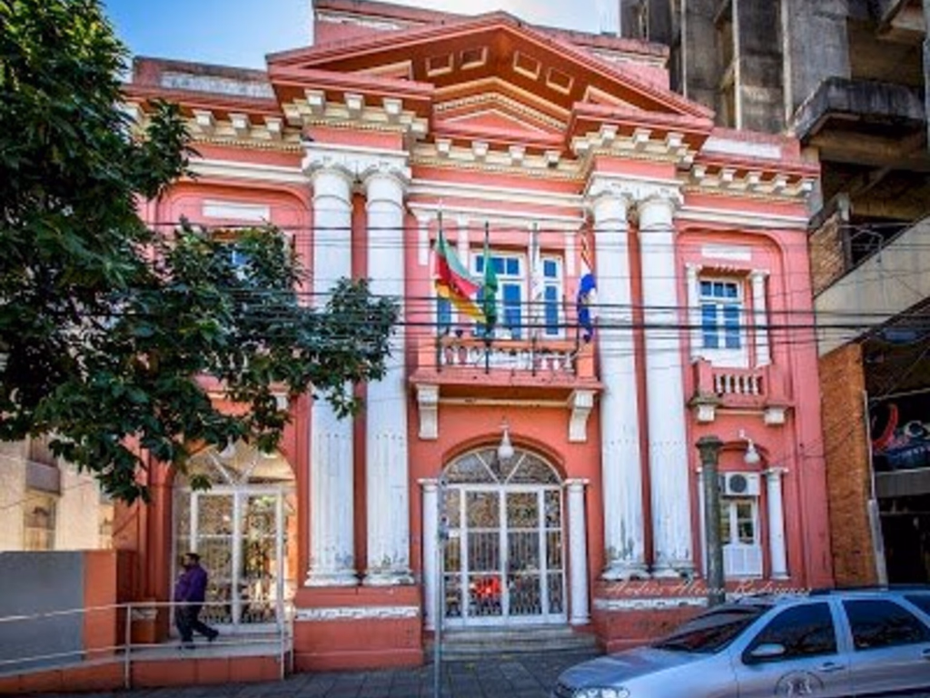 Orçamento Anual 2022 é discutido na Câmara