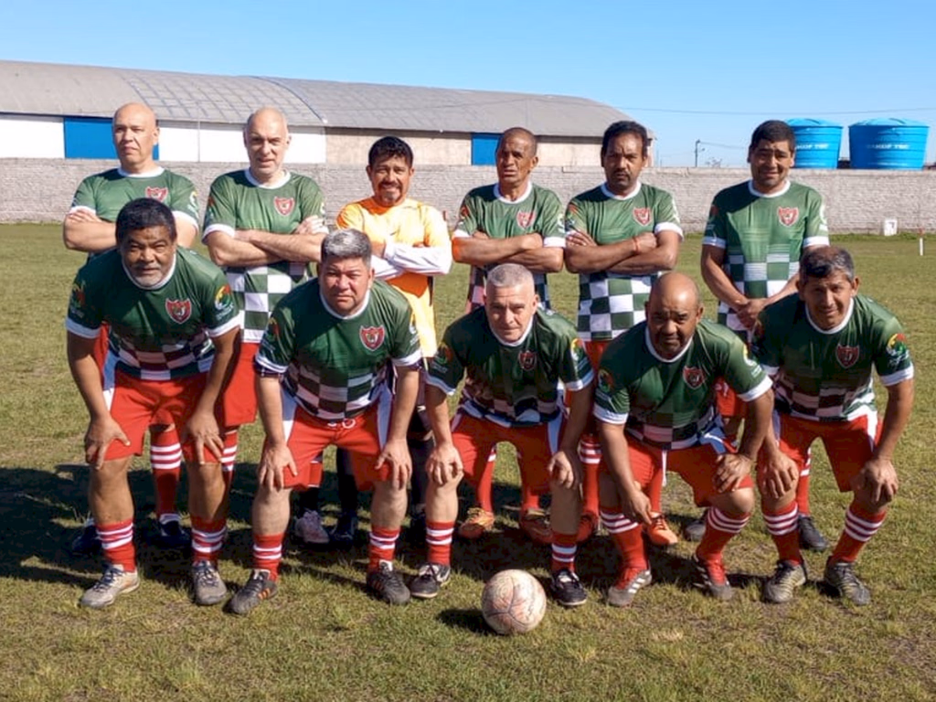 Camarões vence Benfica em amistoso