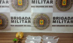 Jovem é preso por porte ilegal de arma