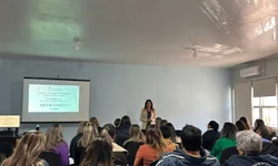 SMS realiza palestra alusiva a semana da enfermagem
