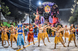 Escolas de samba realizam ensaios e festas neste fim de semana 