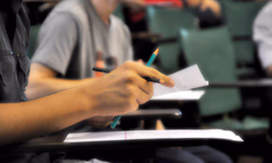 Médico de guerras, literatura e arte são os temas da semana