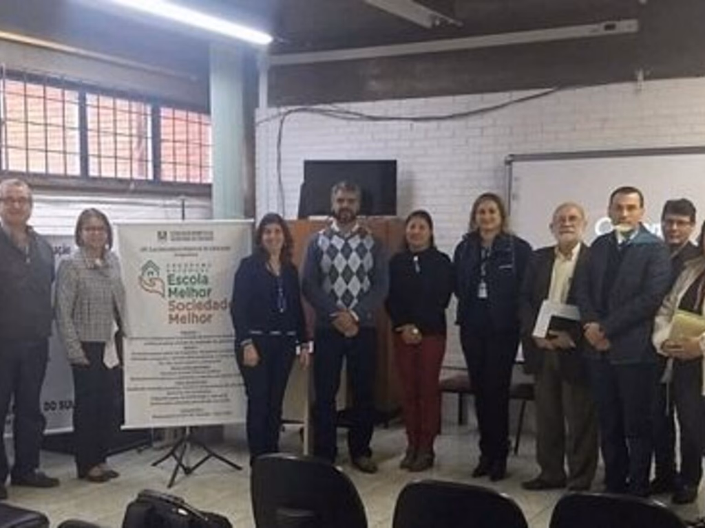 Escola Melhor promove capacitação com instituições de Uruguaiana