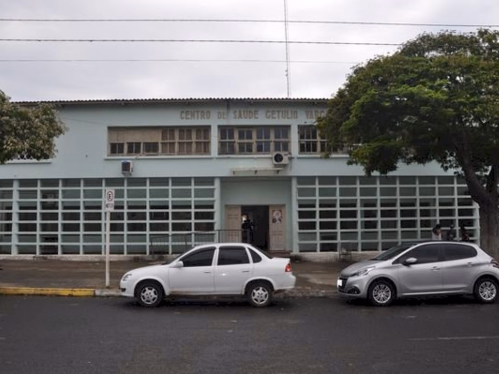 Sedução, chantagem e desvio de passagens na Secretaria de Saúde