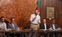 Lei irá regular transições de governo no Estado