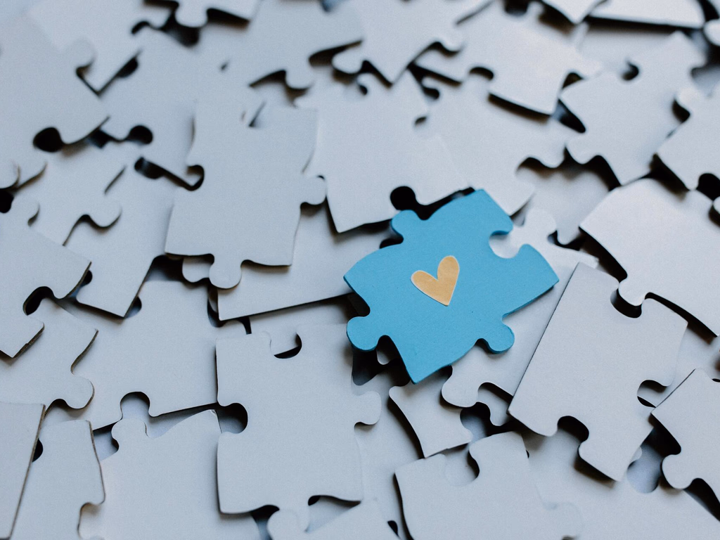 Município lança cartilha informativa sobre autismo