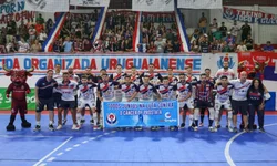 Uruguaianense apresenta plantel para a temporada 2025