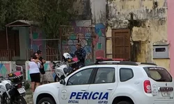 Mulher é assassinada em quarto de pensão