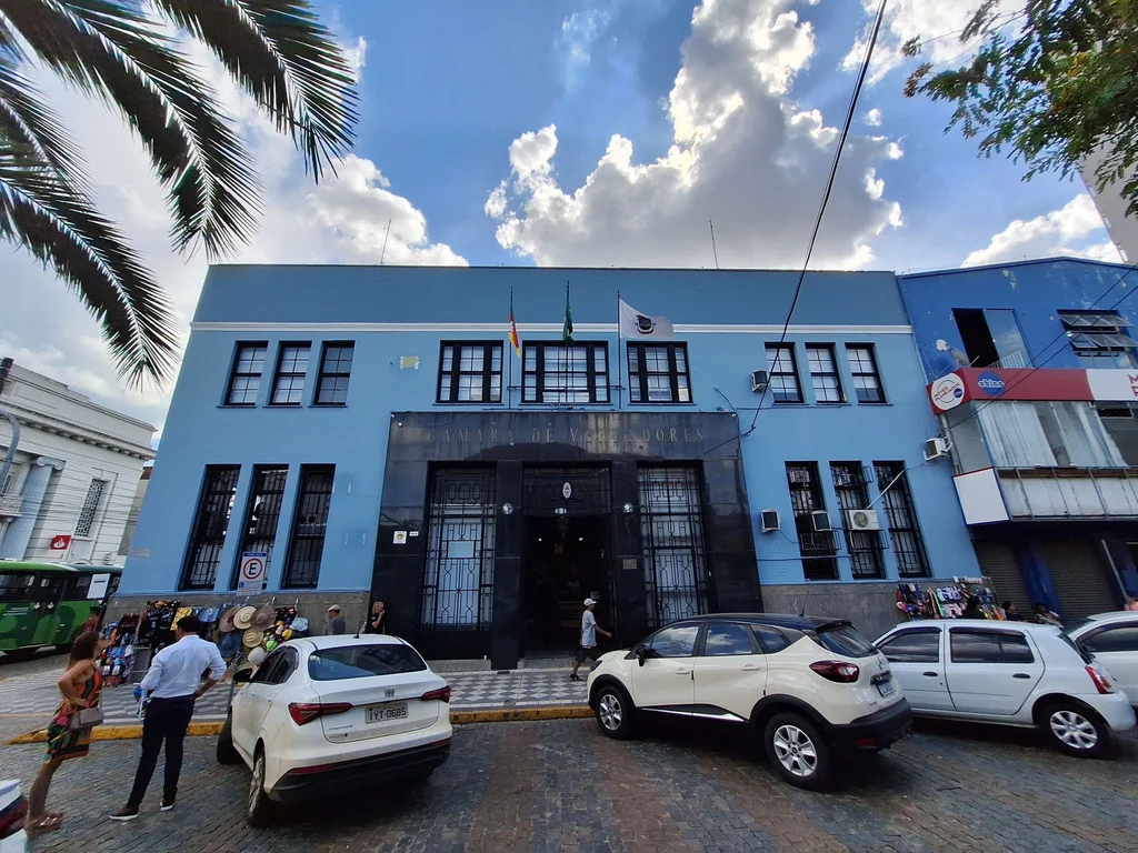 Regina Goulart deixa comissão após polêmica