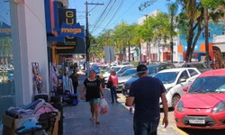 Vendas de Natal em Bagé se igualam a 2024