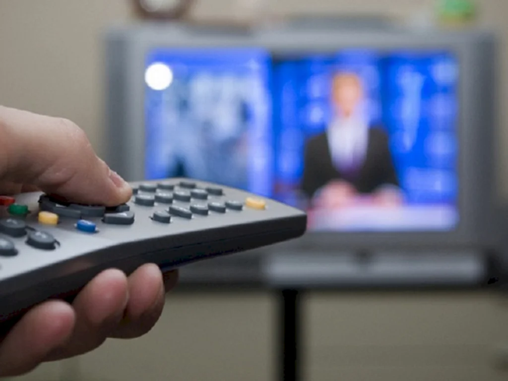 PSDB, PP, União, PT e Novo exibem propaganda