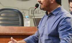 STF intima Bolsonaro no hospital