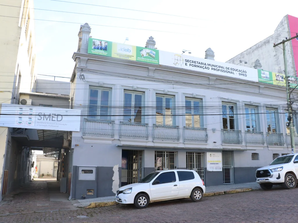 Prefeitura anuncia reajuste salarial para professores