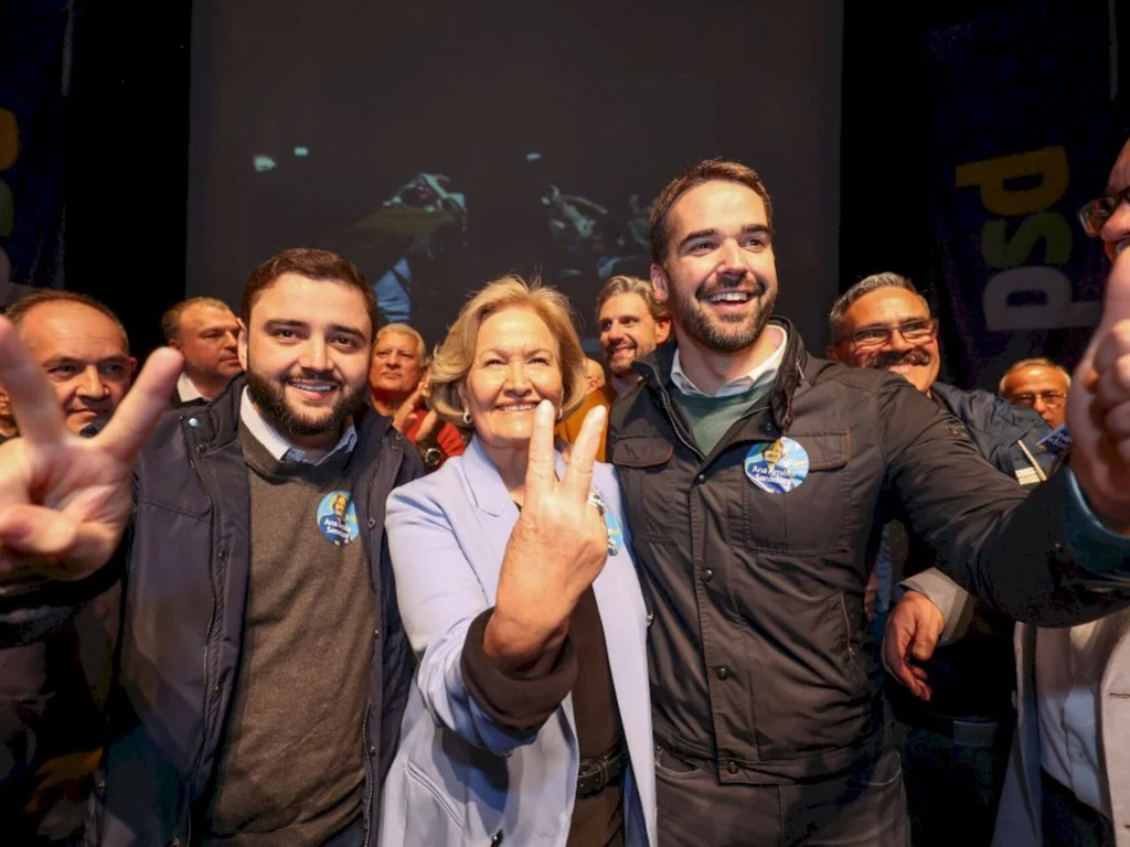 PSD sela aliança com Eduardo Leite