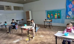 Começa vacinação de pessoas de 50 a 54 anos