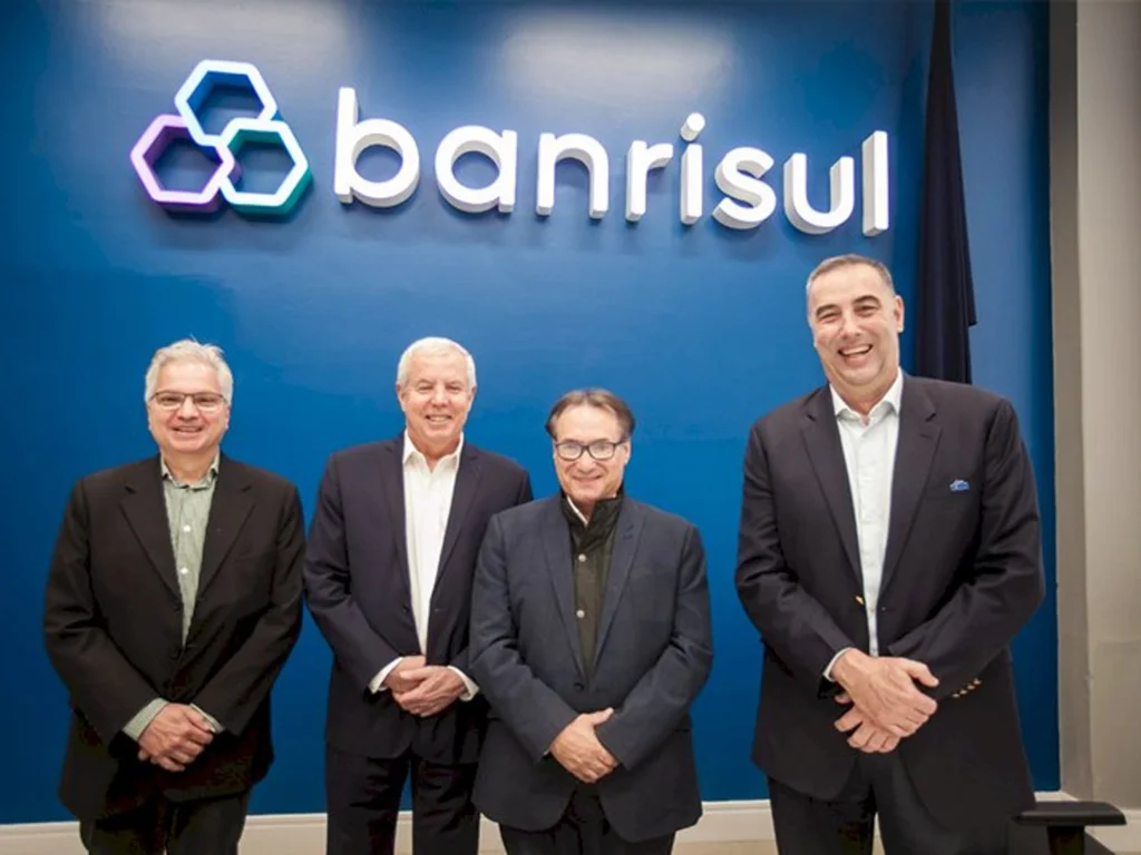 Banrisul apresenta nova marca e conceito