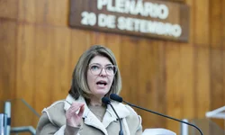 Aprovado projeto que aumenta número de deputados