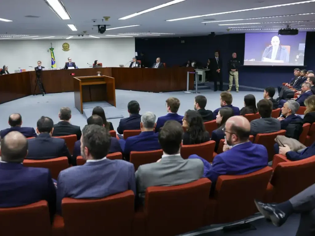 Começa o julgamento de Jair Bolsonaro