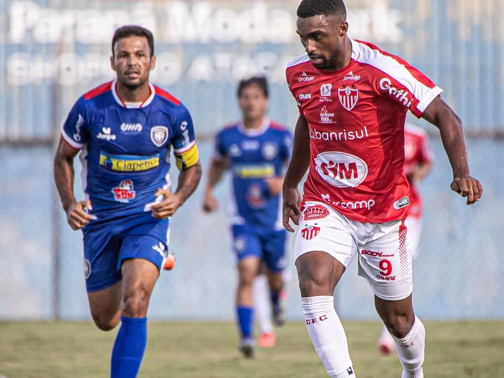 Guarany sofre apagão no segundo tempo e perde na estreia