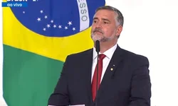 Petrobras reduz preço do gás natural