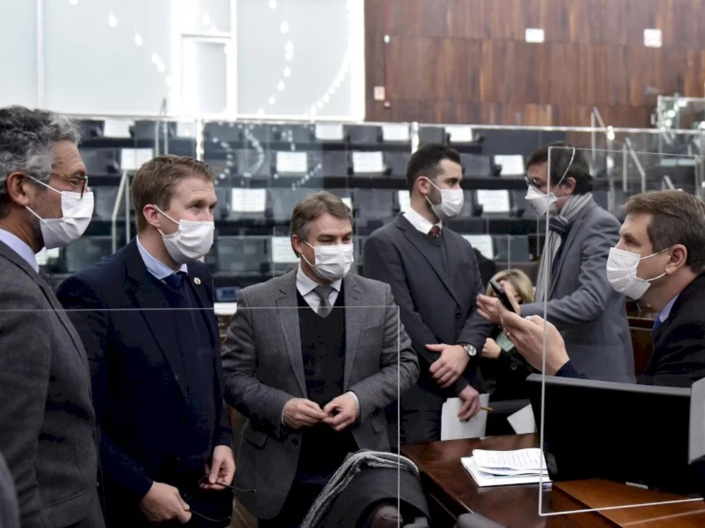 Assembleia aprova mudança na lei de agrotóxicos