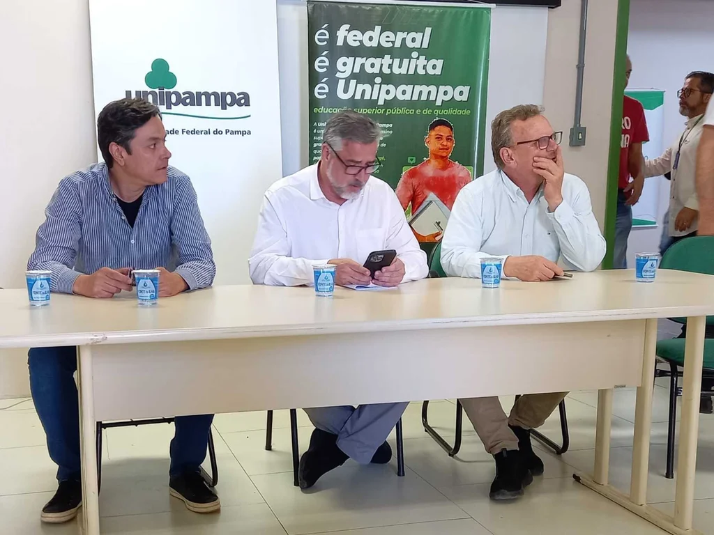 Pimenta faz vistoria em Bagé